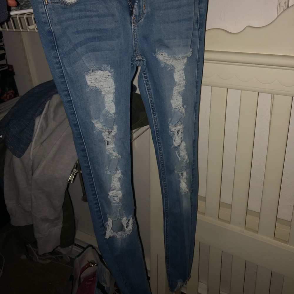 Ripped Skinny Jeans